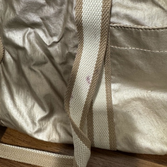 Kipling Metallic Champagne Shoulder Bag with Cream & Tan Striped Straps - Picture 5 of 12
